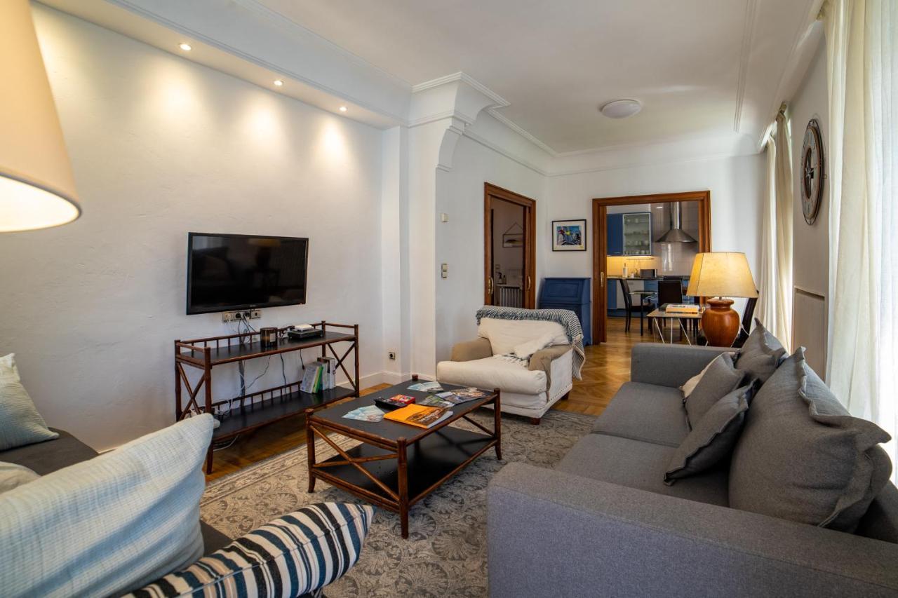 La Concha Cozy Balcony Apartment By Cisan Rentals 산세바스티안 외부 사진