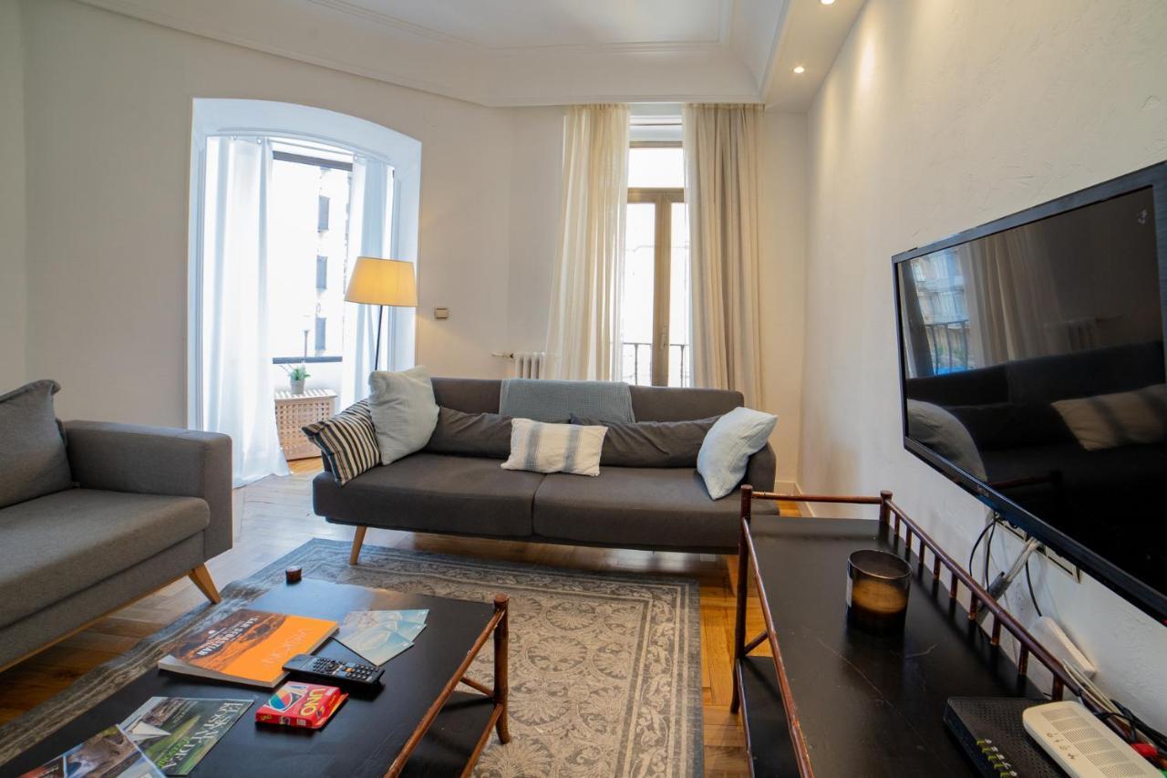La Concha Cozy Balcony Apartment By Cisan Rentals 산세바스티안 외부 사진