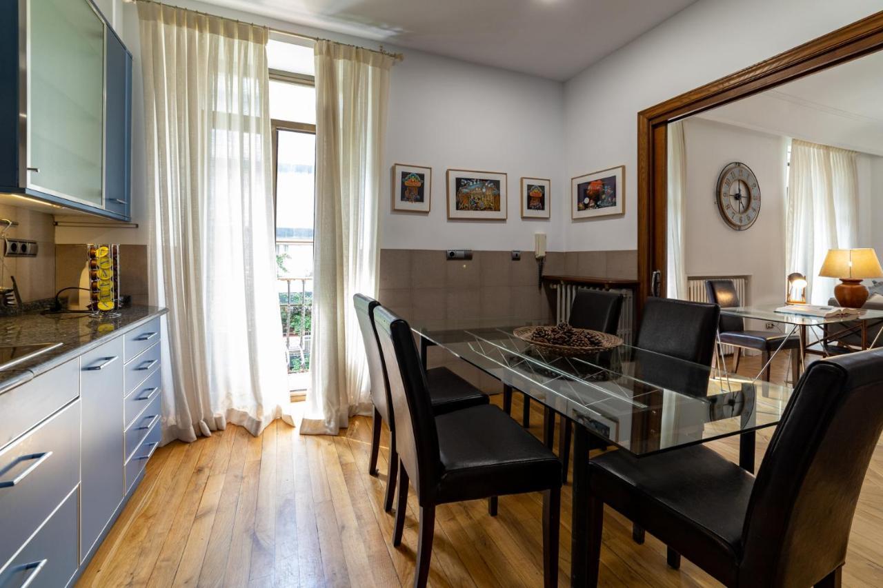 La Concha Cozy Balcony Apartment By Cisan Rentals 산세바스티안 외부 사진